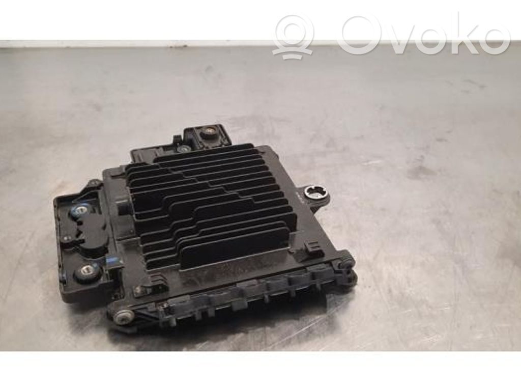 Tesla Model S Antenna control unit 
