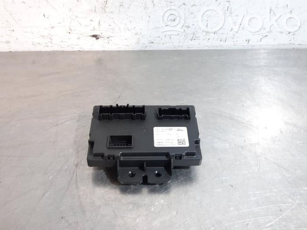 Ford Focus Module unité de contrôle d'antenne 
