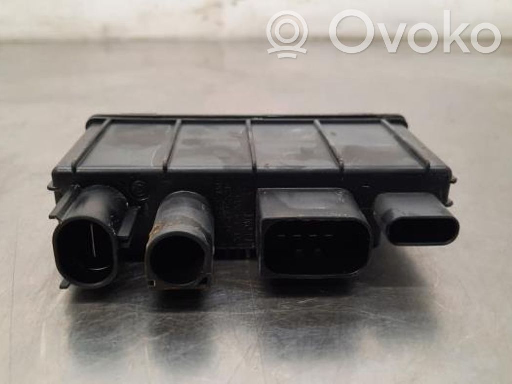 BMW X1 F48 F49 Antenna control unit 