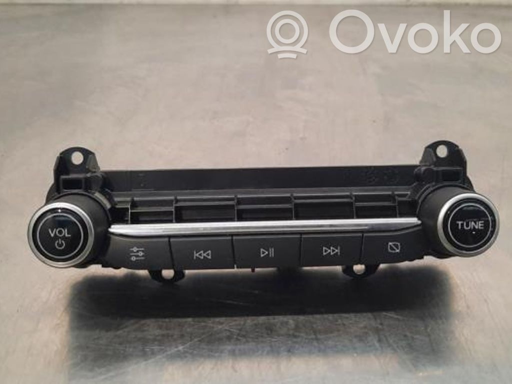 Ford Fiesta Unidad central de control multimedia 