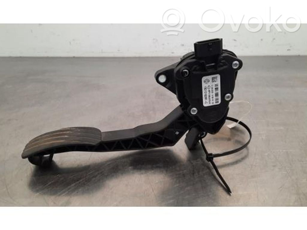 Gaspedal   180101626R,180101626R