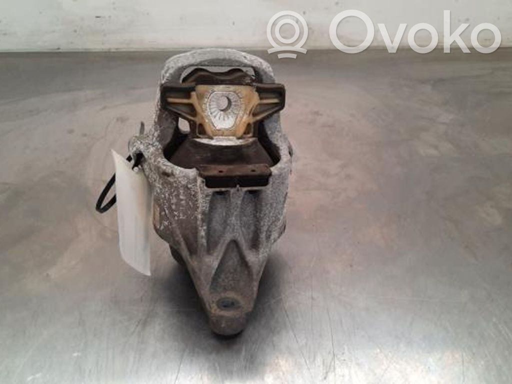 Dzinēja spilvens   8W0199372CD,8W0199372CD