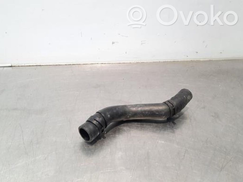 Porsche Taycan 9J1 Engine coolant pipe/hose 