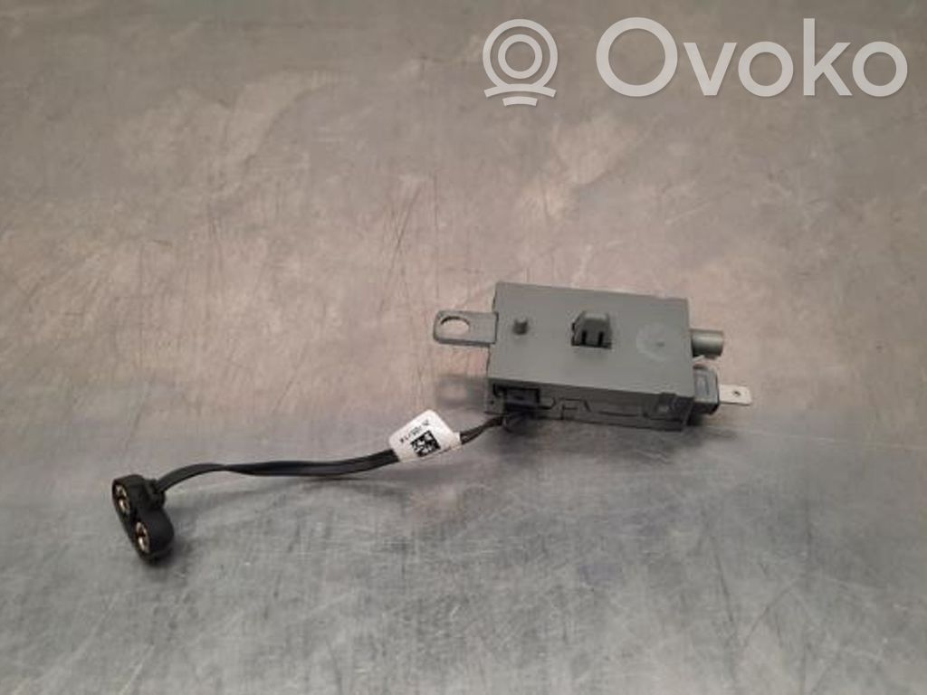 Land Rover Discovery 4 - LR4 Amplificatore antenna