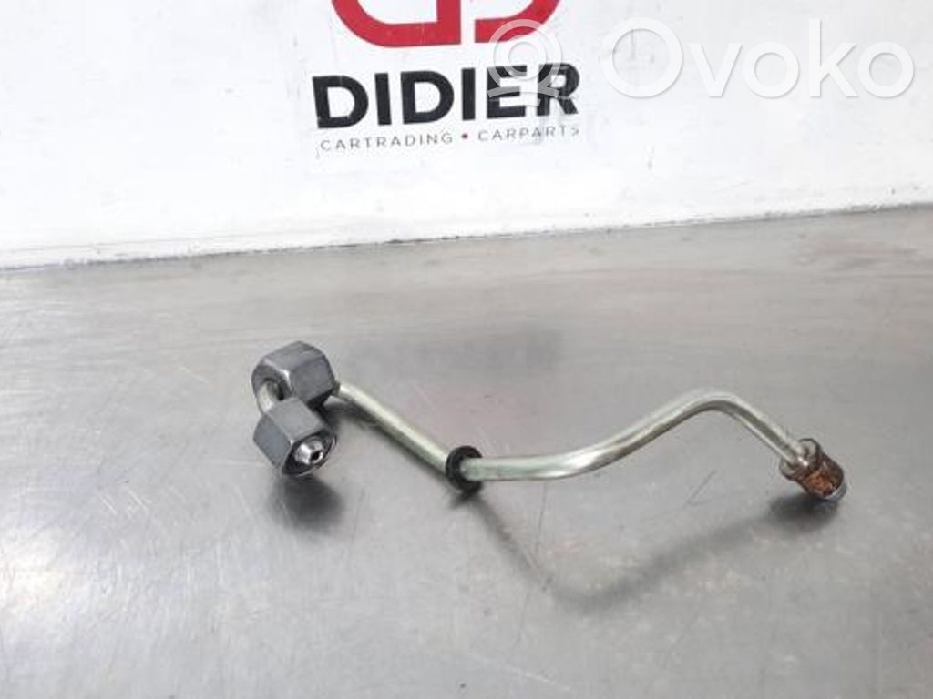 Opel Vivaro Polttoaineputken letku 