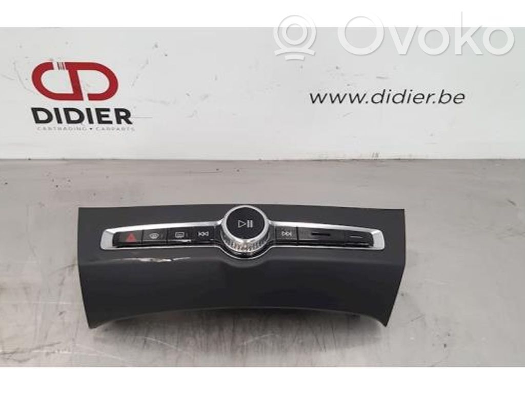 Volvo S90, V90 Modul comenzi multimedia