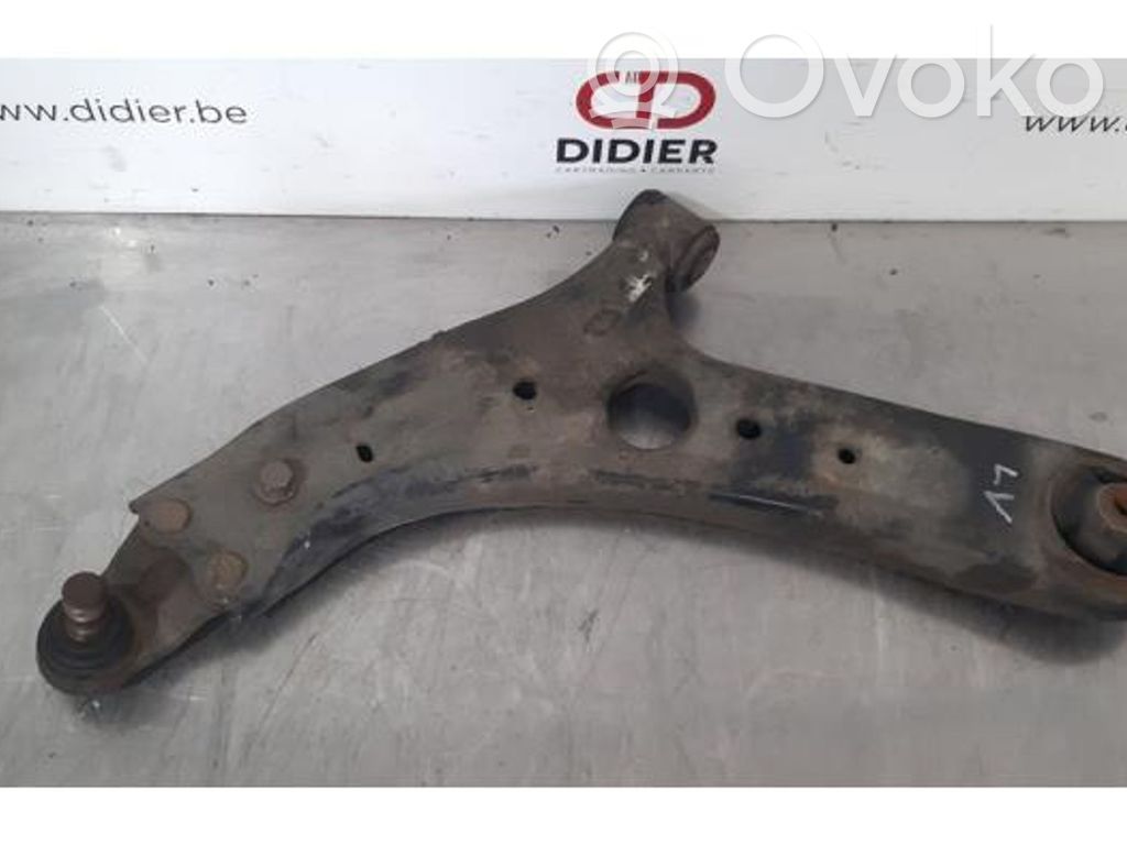 KIA Ceed Рычаг 