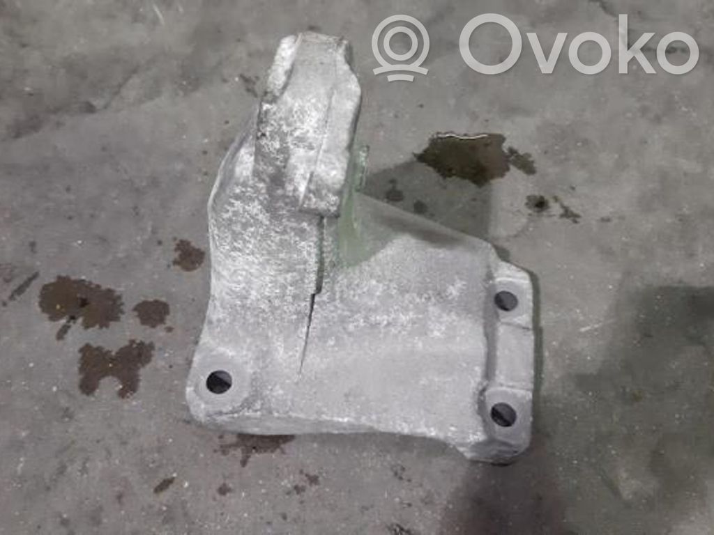 BMW 3 F30 F35 F31 Soporte de montaje del motor 
