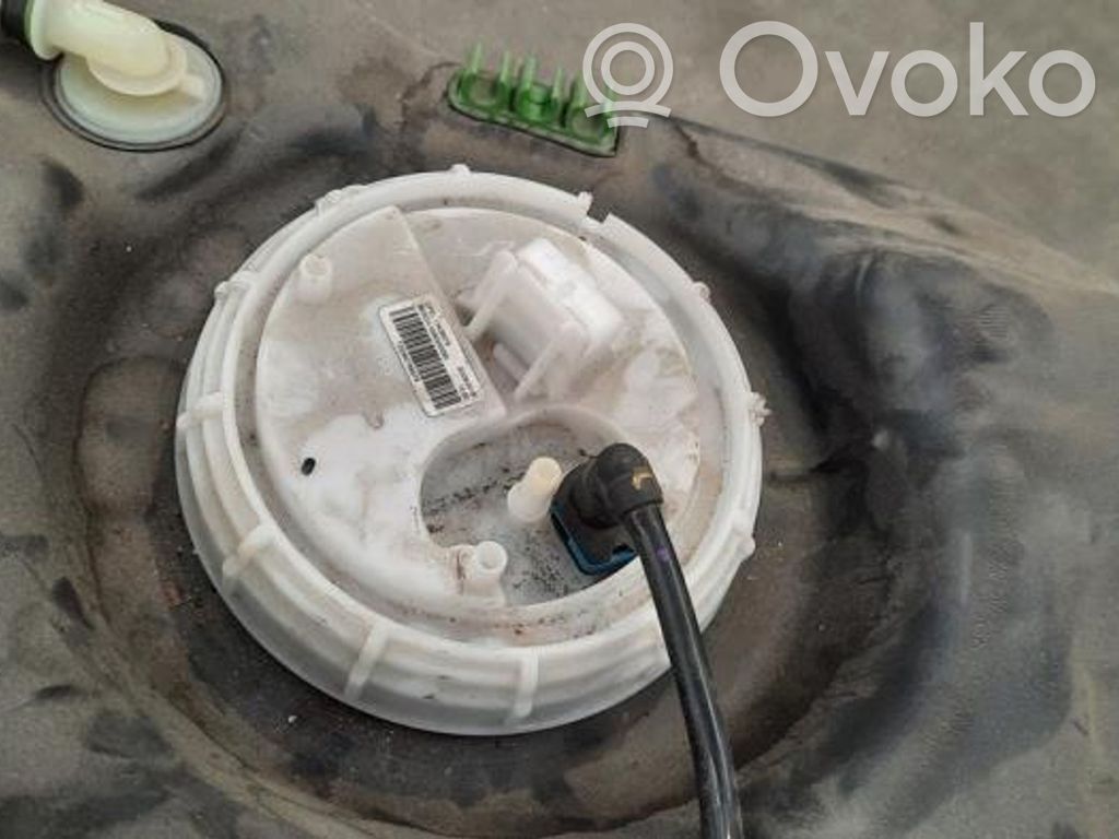 Bomba interna de combustible   13436579