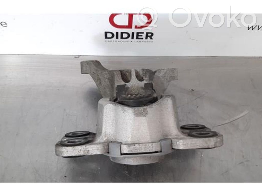 Volvo S80 Suport tampon motor 
