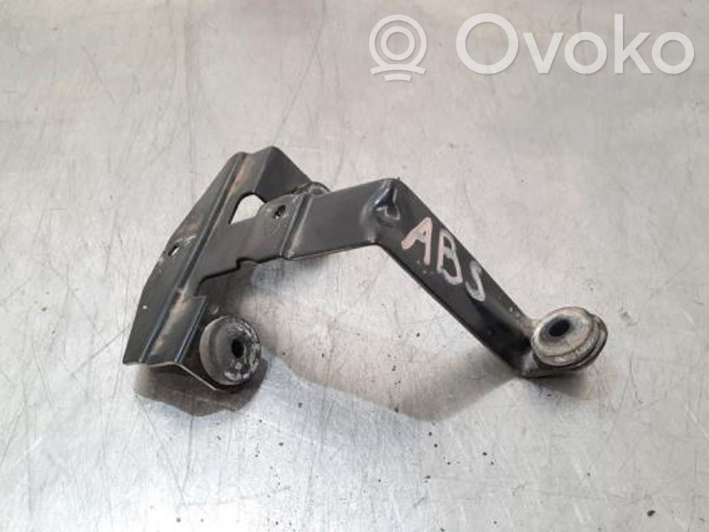 Volvo S40 Other engine bay part 