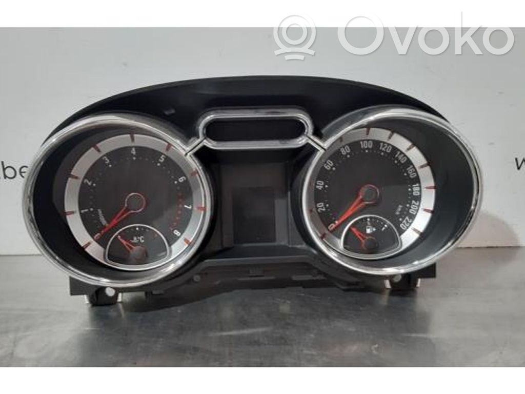 Opel Adam Vitezometru (grup de instrumente) 