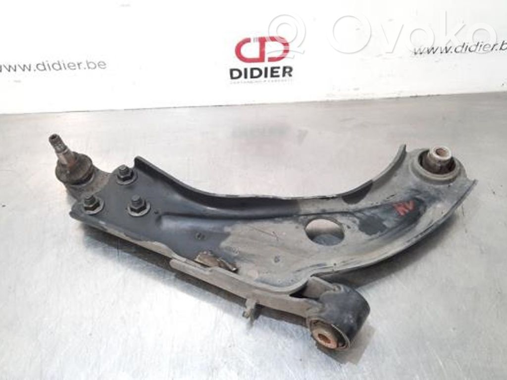 Peugeot 5008 Braccio di controllo sospensione anteriore 
