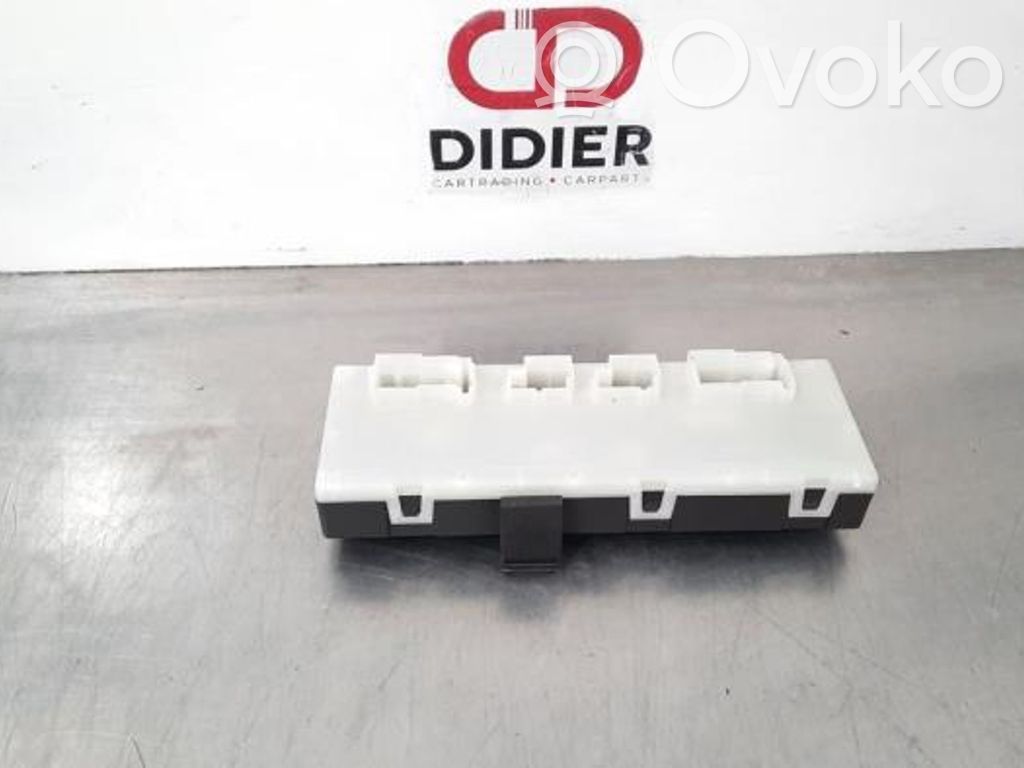BMW 5 G30 G31 G38 Tailgate/trunk control unit/module 