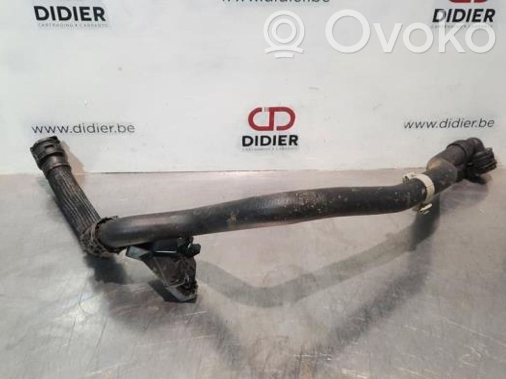 Engine coolant pipe/hose
