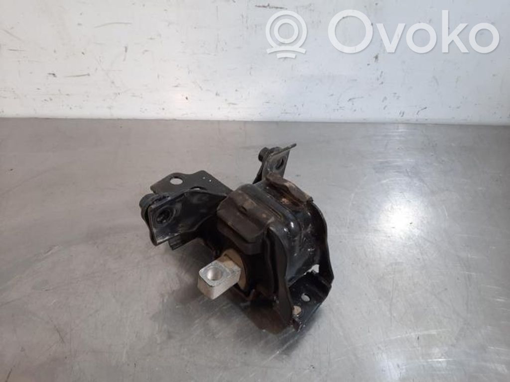 Skoda Fabia Mk3 (NJ) Suport tampon motor