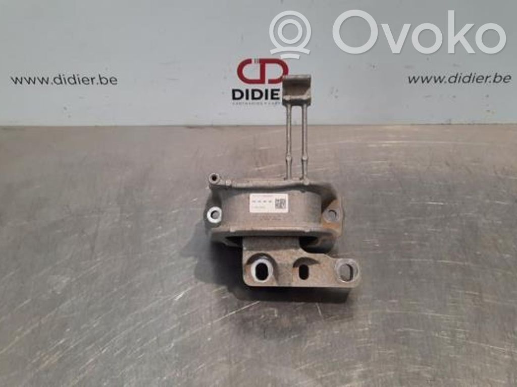 Volkswagen Golf VII Suport tampon motor 