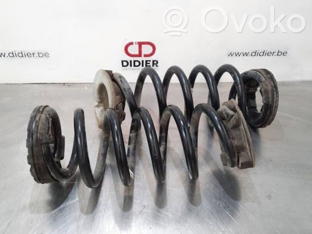 Jaguar E-Pace Rear coil spring 