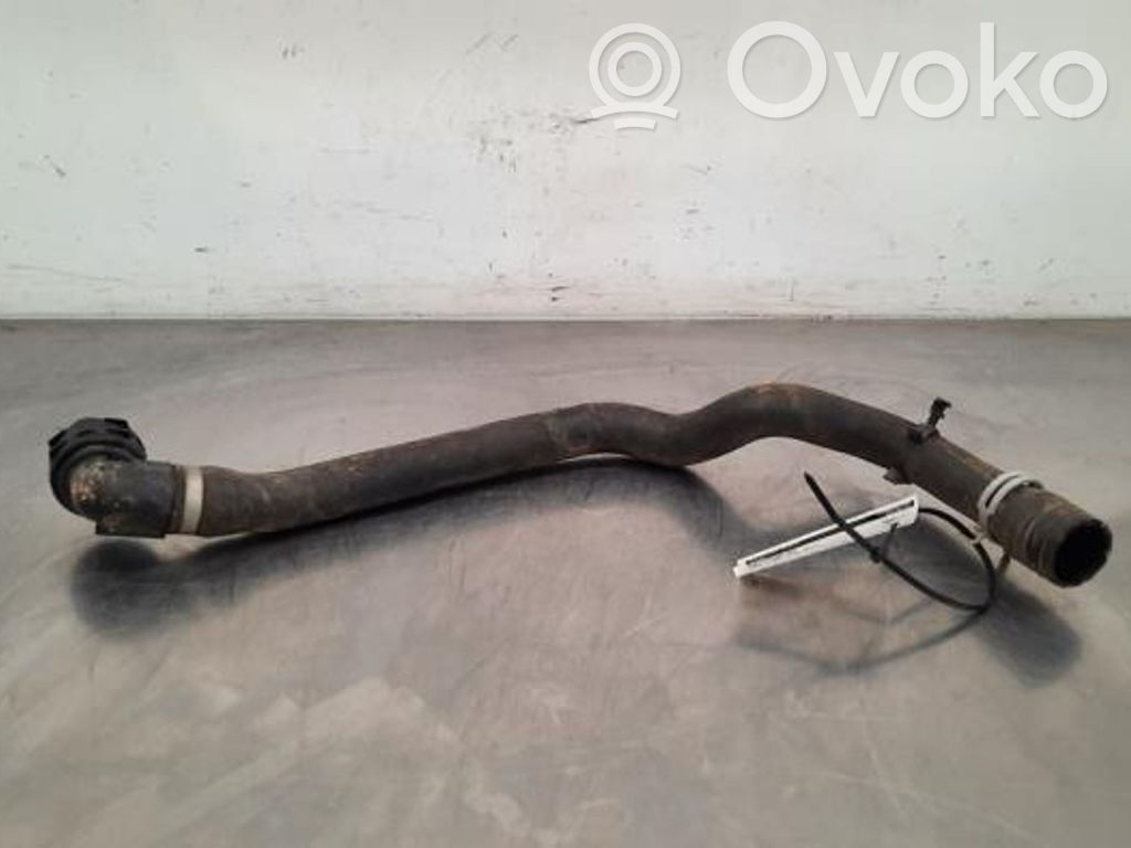 Engine coolant pipe/hose   9V618286CC,9V618286CC