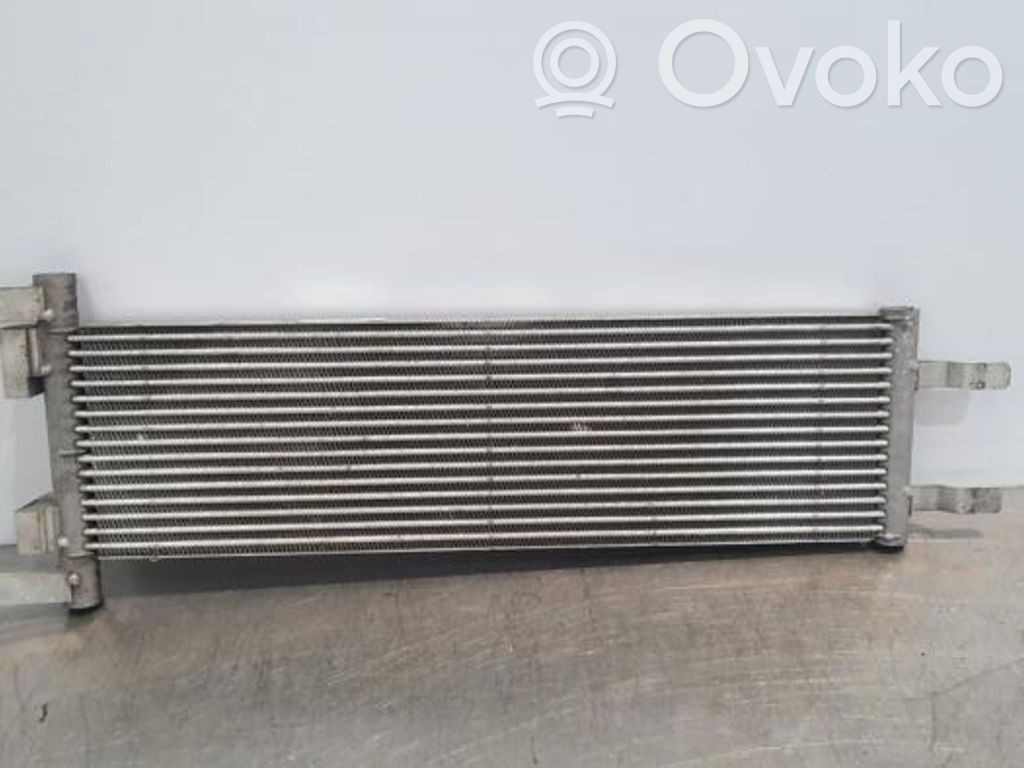 Alfa Romeo Stelvio Supporto di montaggio del filtro dell’olio 