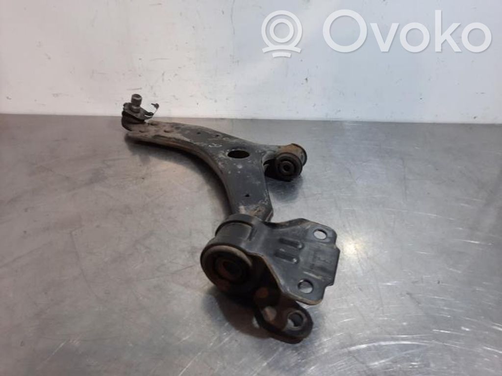 Brazo de suspensión delantero   1742171