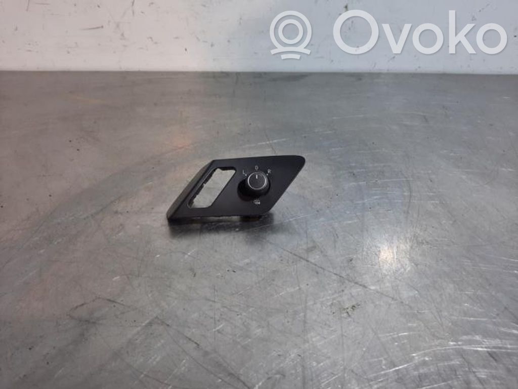 Volkswagen Golf VII Przycisk regulacji lusterek bocznych 