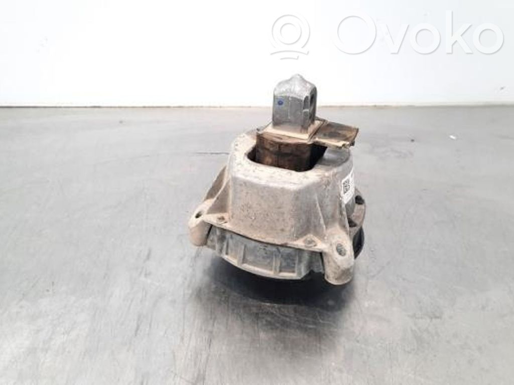 BMW 3 G20 G21 Engine mount bracket 