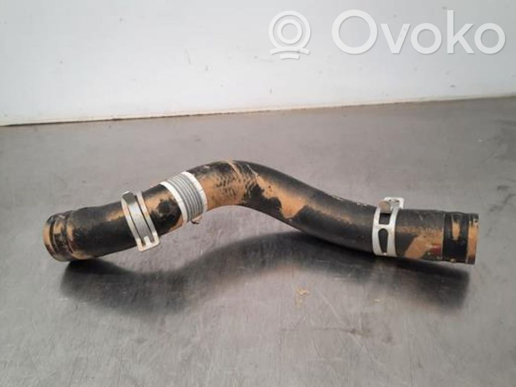 KIA Stonic Conductă/furtun lichid de răcire motor 