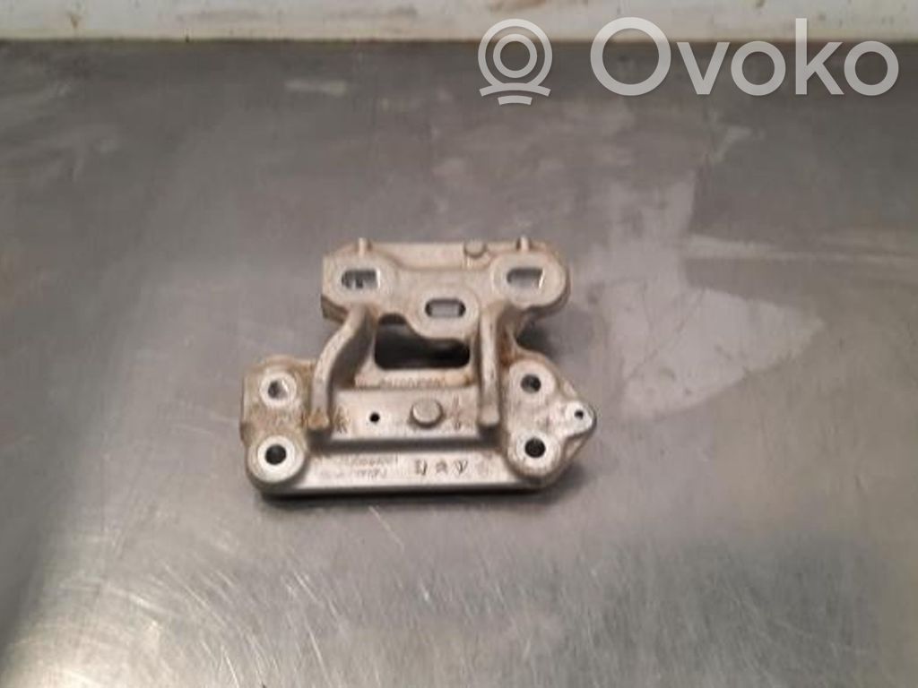 Peugeot Partner Dzinēja spilvens 