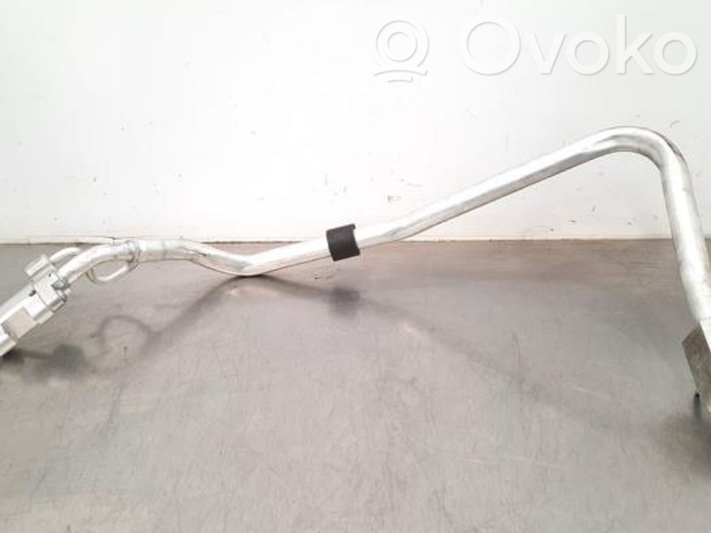 Audi e-tron Ilmastointilaitteen putki (A/C) 