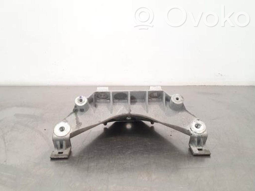 BMW X6 E71 Gearbox mounting bracket 