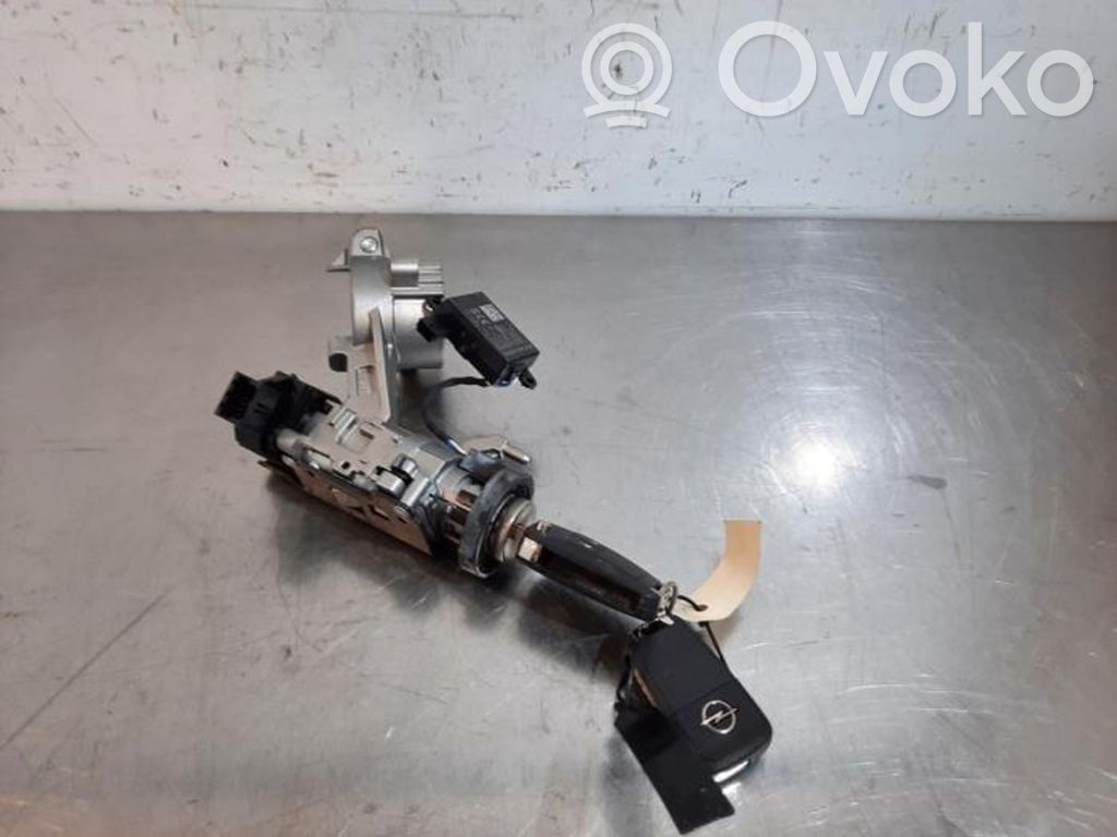 Engine ECU kit and lock set   84419115,84419115