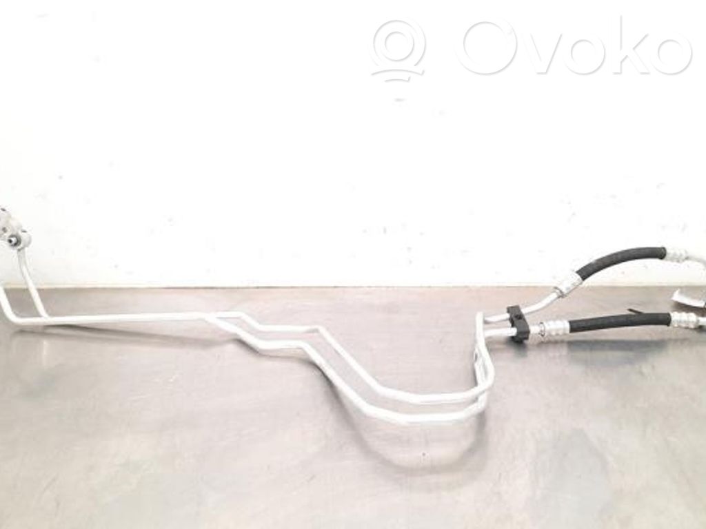 BMW X5 G05 Ilmastointilaitteen putki (A/C) 
