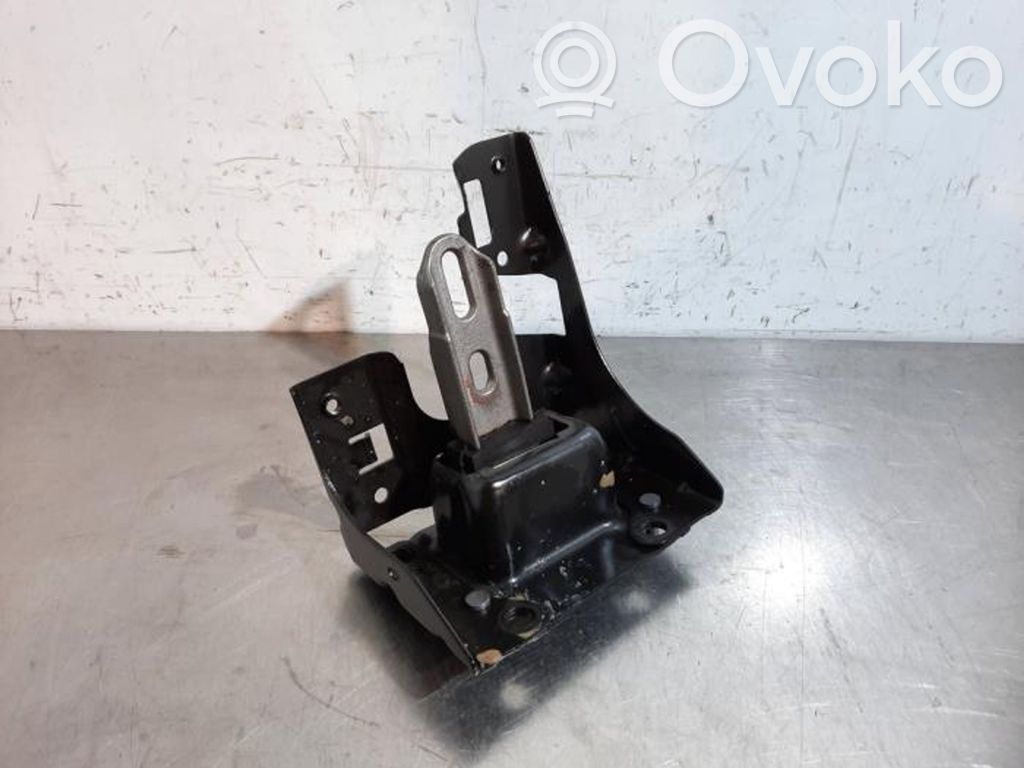 Citroen C3 Aircross Engine mount bracket 
