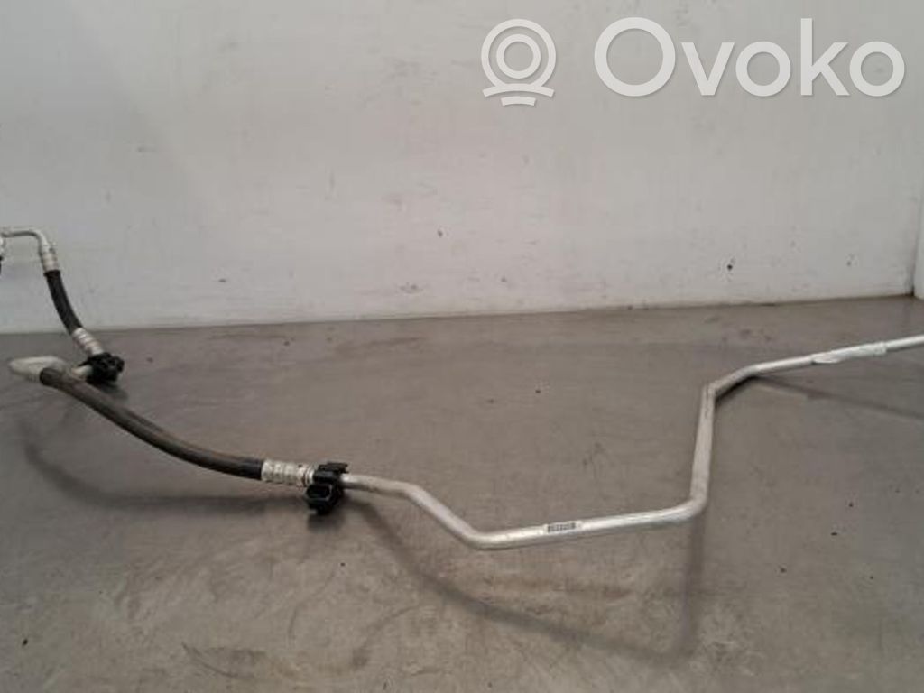 Renault Twingo III Ilmastointilaitteen putki (A/C)