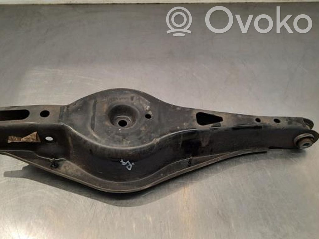 Volvo XC40 Braț control spate 