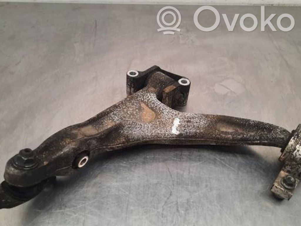 Front control arm   32298153,32298153