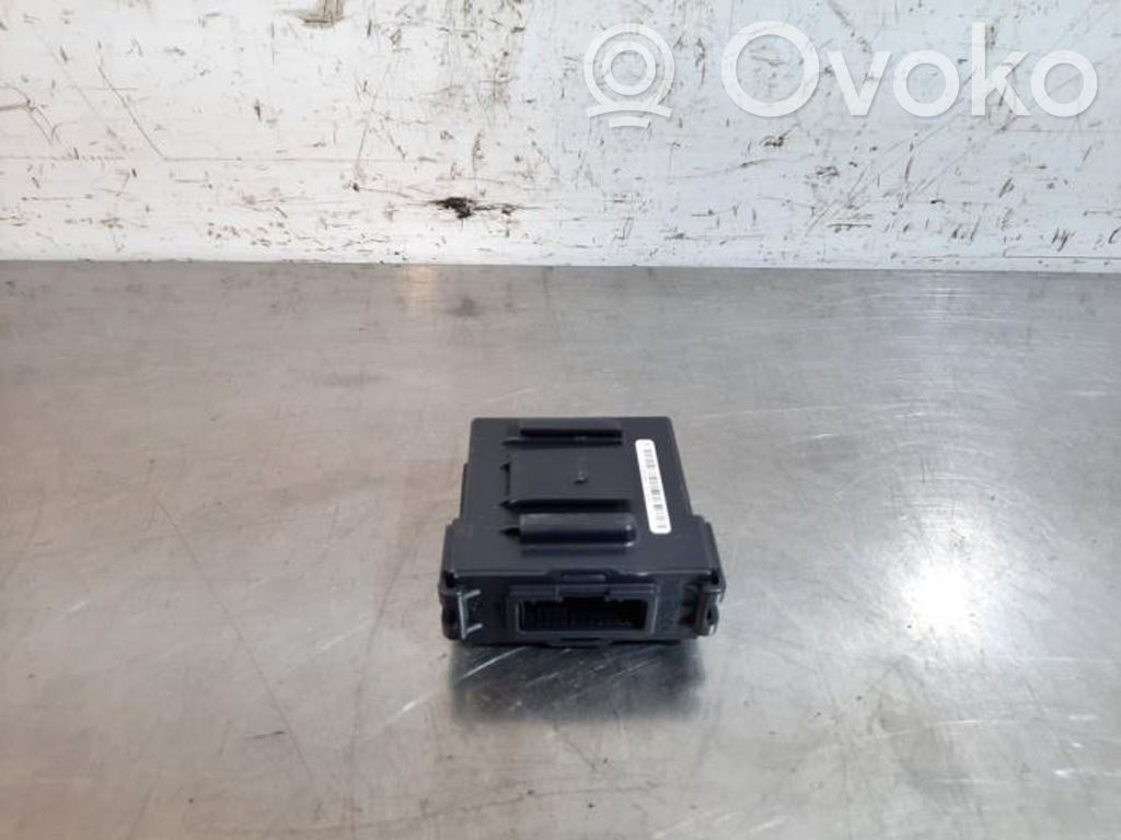 Nissan Qashqai Moduł / Sterownik anteny 