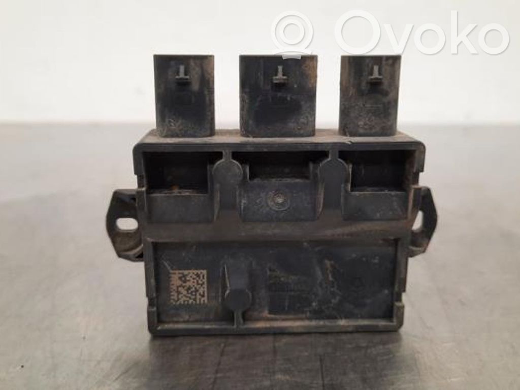 BMW X3 G01 Fuel injection pump control unit/module 