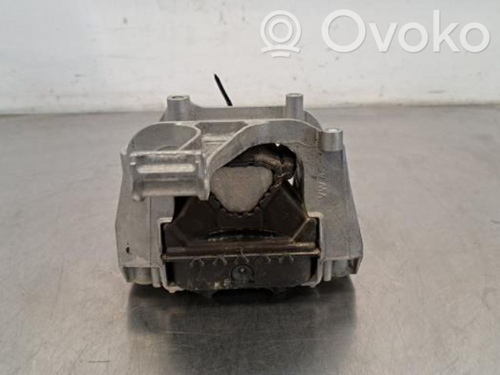 Volkswagen Touran III Engine mount bracket 
