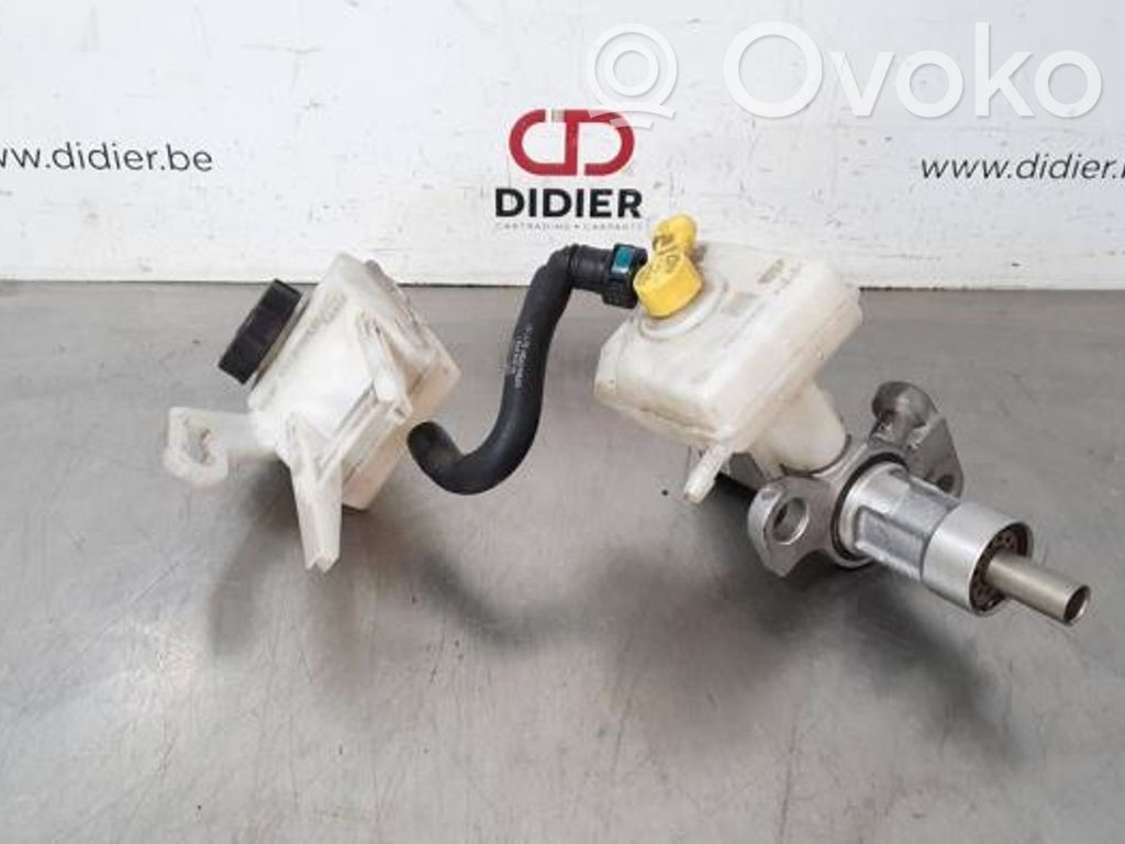 Opel Zafira C Pompă centrală de frână 