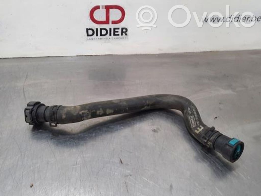 Ford Fiesta Tubo flessibile del liquido di raffreddamento del motore 