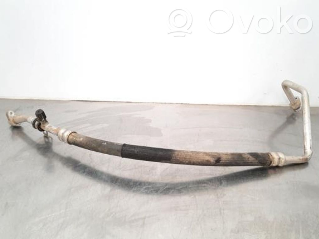 Renault Clio IV Conductă/furtun aer condiționat (A/C) 