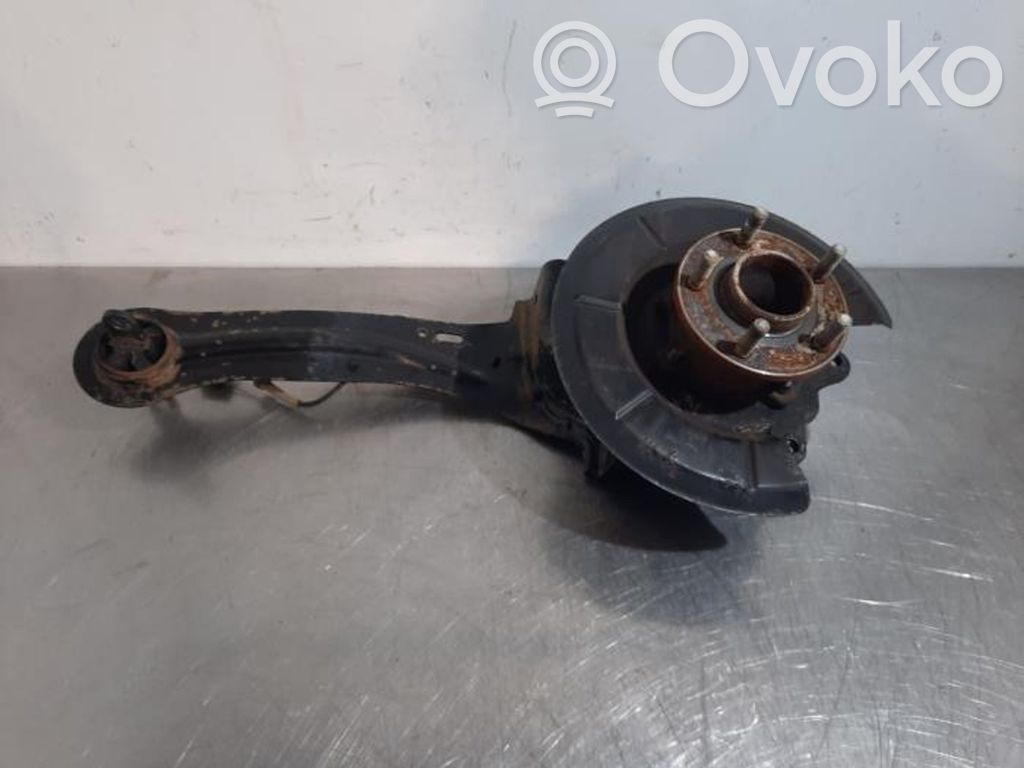 Ford C-MAX II Aizmugurē riteņa rumbas vārpstas šarnīrs (stupica, capfa) 