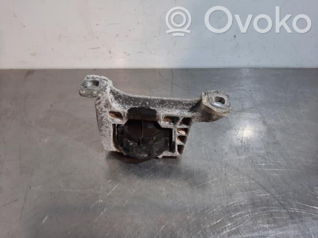 Ford C-MAX II Engine mount bracket 