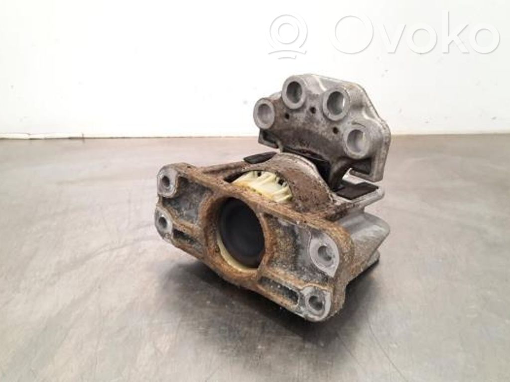 Engine mount bracket   GK216F012CC,2009954,2009954