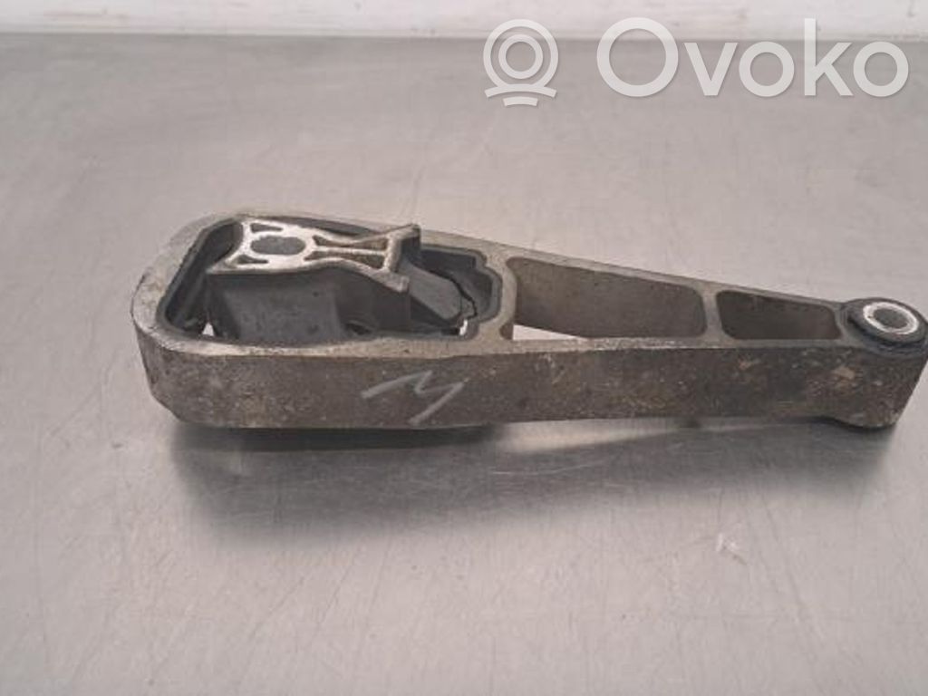 Engine mount bracket   K8D26P082AB,LR114069,LR114069