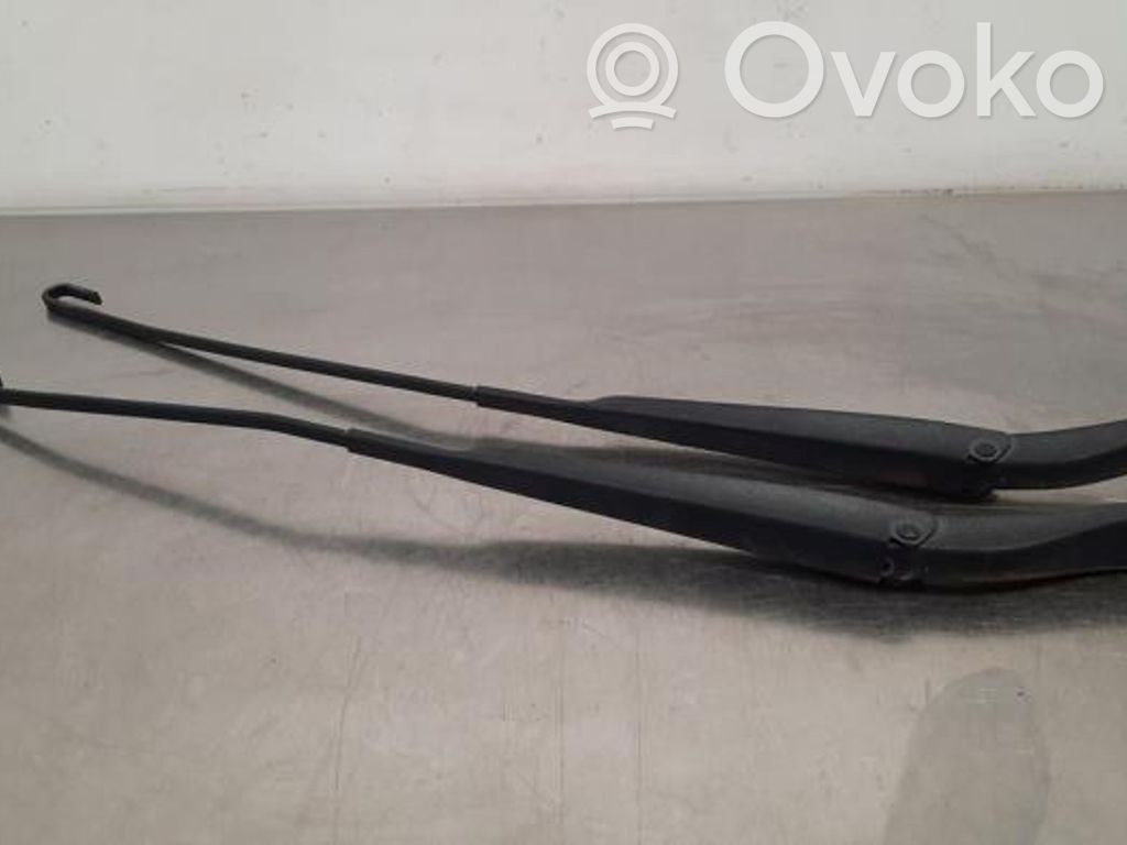 Wischerarm vorne   8200734776,8200734776