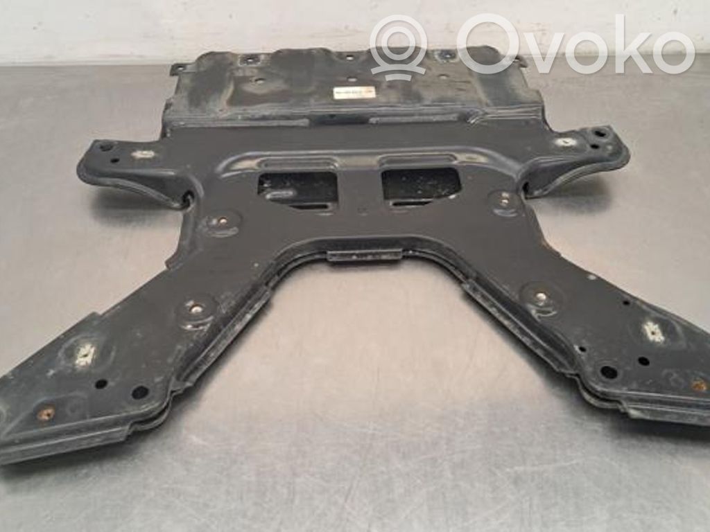 Audi e-tron Galinis traversas 