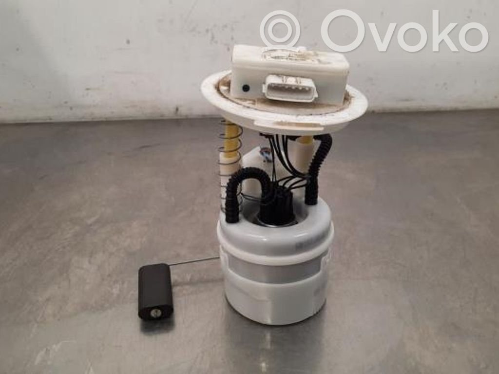 Renault Captur II Bomba interna de combustible 